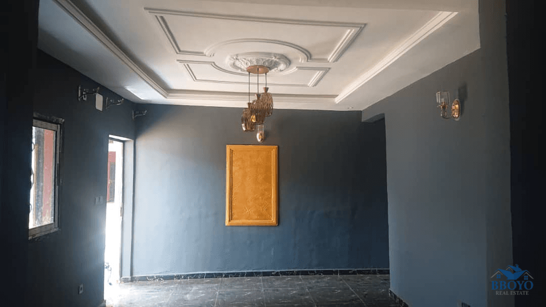 Mba's Storey Building  — photo 2