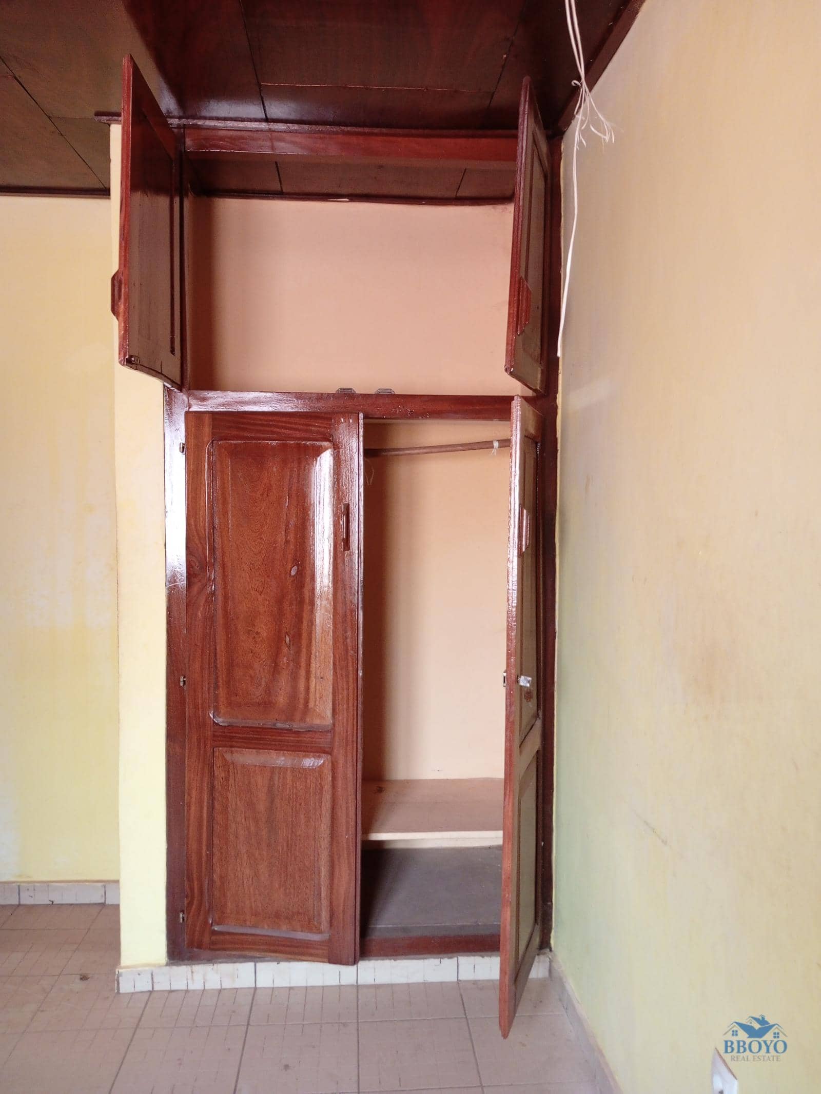 Modern Apartment to rent at Essessalakok, Eleveur  — photo 6