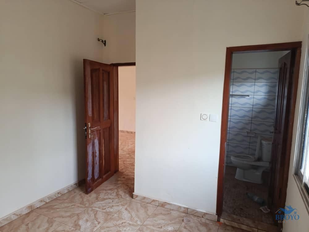 Nkinyuy Valery's house — photo 5