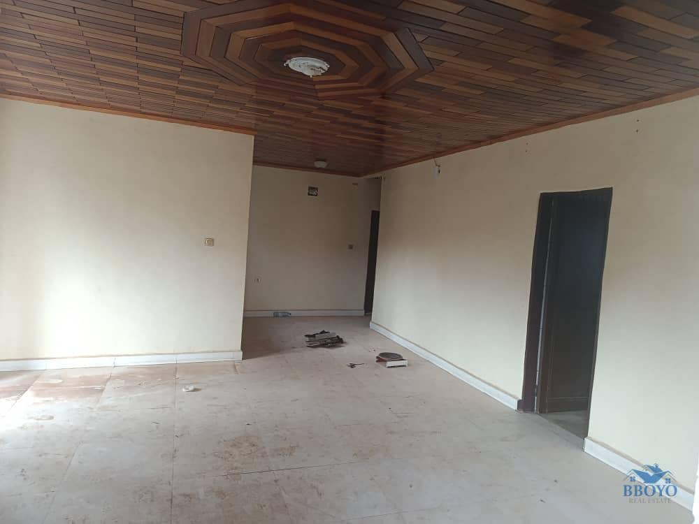 Mr Eben Numfor's Building  — photo 2